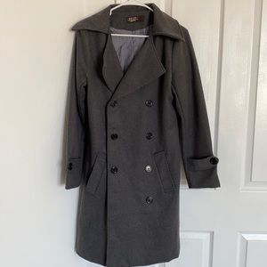 Men’s grey peacoat jacket